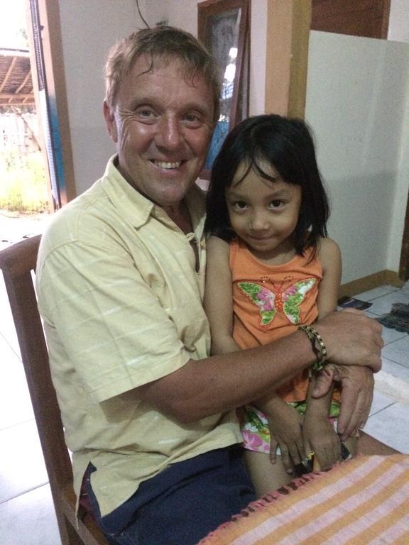 Jeges Homestay Senggigi Esterno foto