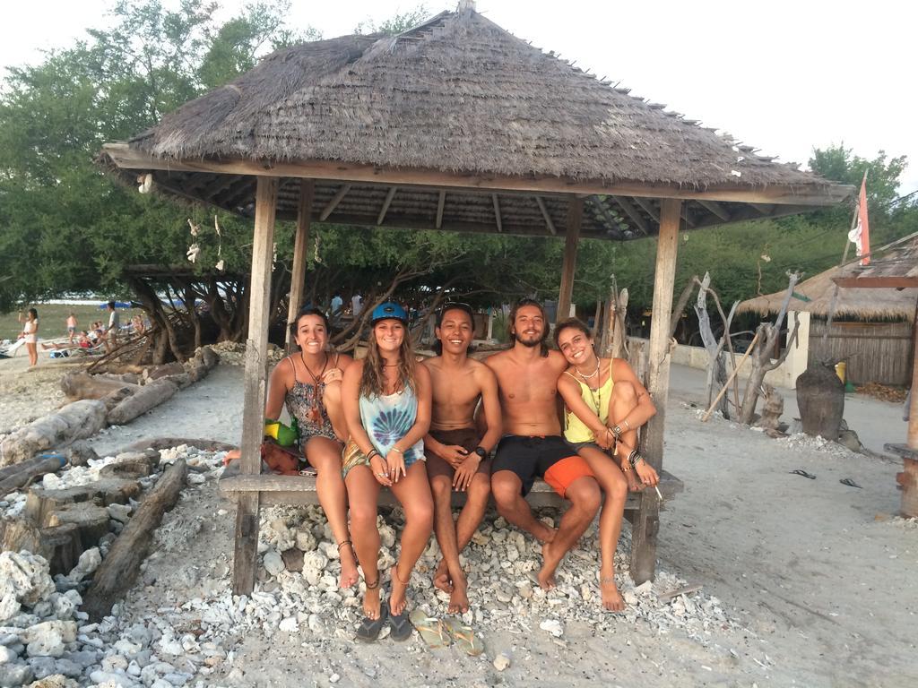 Jeges Homestay Senggigi Esterno foto