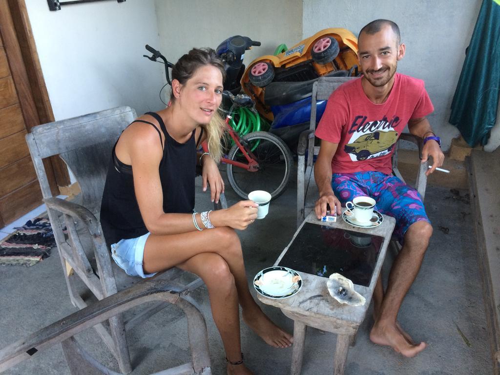 Jeges Homestay Senggigi Esterno foto