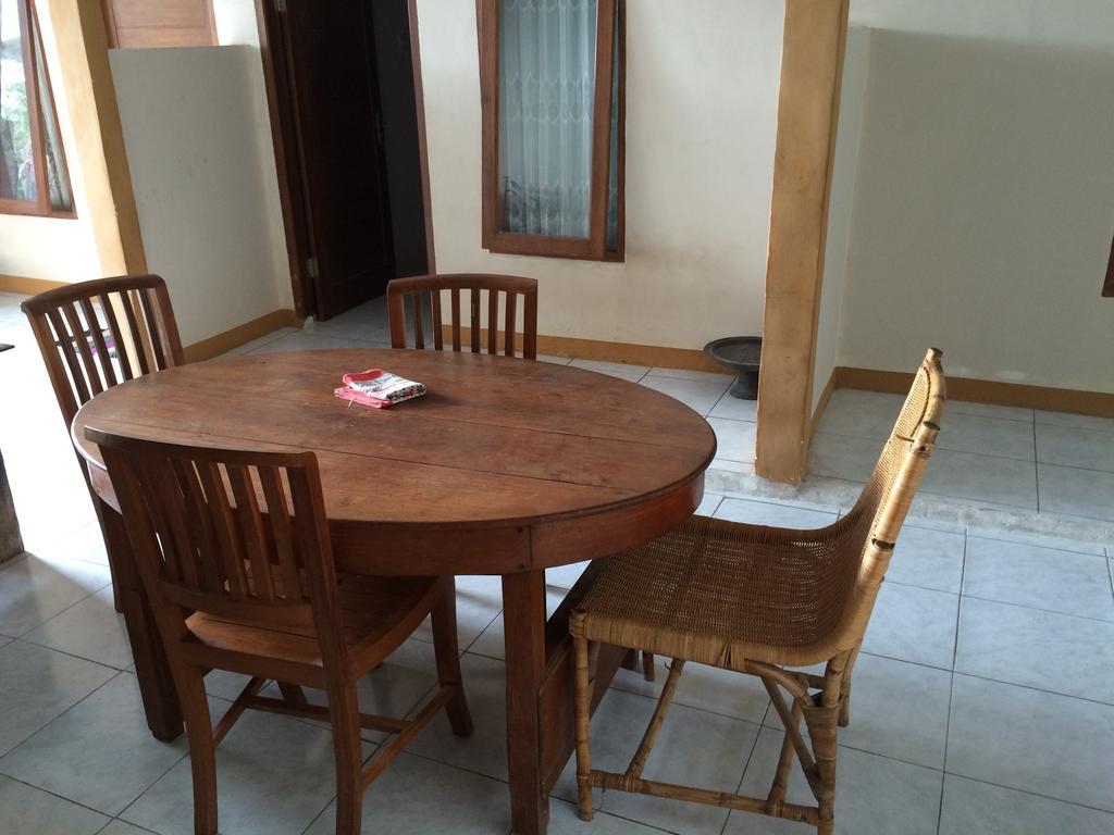 Jeges Homestay Senggigi Esterno foto