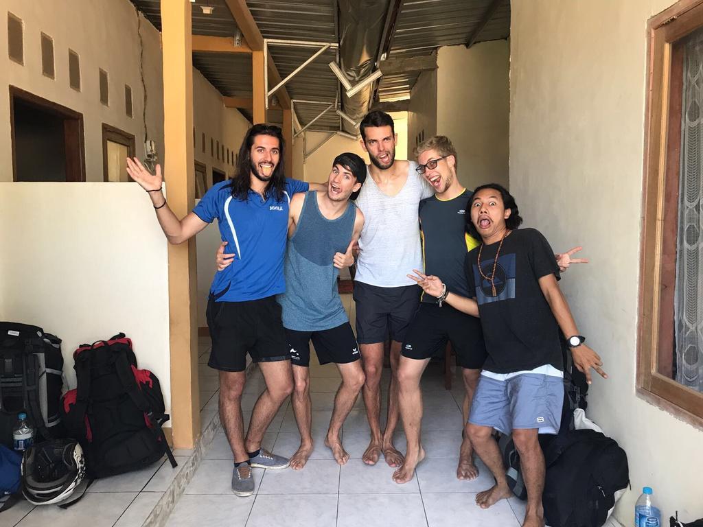 Jeges Homestay Senggigi Esterno foto