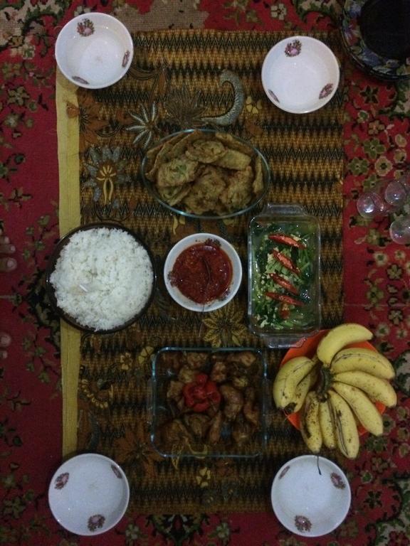 Jeges Homestay Senggigi Esterno foto